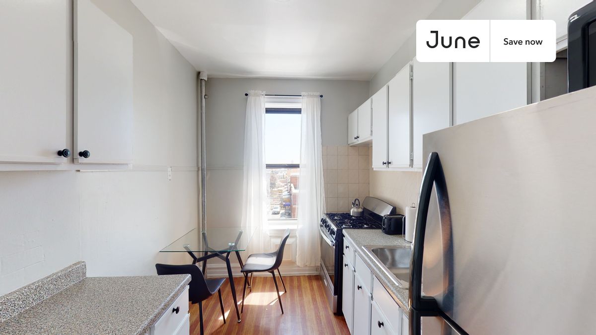 

2 bedroom in Sunset Park on flexible lease terms.

Check out 3D tour now:  https://jnhm.es/84m

This 2 bedrooms, 1 bath apartment on the Sunset Park  is available on a 12 month lease or a flexible short term (31 to 364 days) lease. You pick your custom start and end date. Monthly rent rate is determined by furnishing preference, move-in date and move-out date. Speak to a June representative for recommendations on the best stay duration for the lowest rate, and learn more about this home on the June website:

Amenities of this home:   Furnished Common Areas,    Wi-Fi - Paid separately (High-Speed),    Guarantors Allowed,       Pets Friendly,       Laundry - Paid separately (in building),    Wall-Mounted TV,    Hardwood Flooring,    Microwave,    Oven,    Refrigerator,   also, this unit is conveniently located, several local parks, restaurants and bars are just minutes away.

About June Homes: Welcome to the easiest rental experience of your life. Rent furnished or unfurnished apartments on a 12 month lease or a flexible short term (31 to 364 days). As a resident, you’ll have access to 24/7 support and monthly cleanings of the home’s shared spaces. Sign up now to apply online for your next home with June: https://jnhm.es/sign-roomi

Brokers welcome! Contact us for more details.

Use this listing ID when speaking to June team: #1102