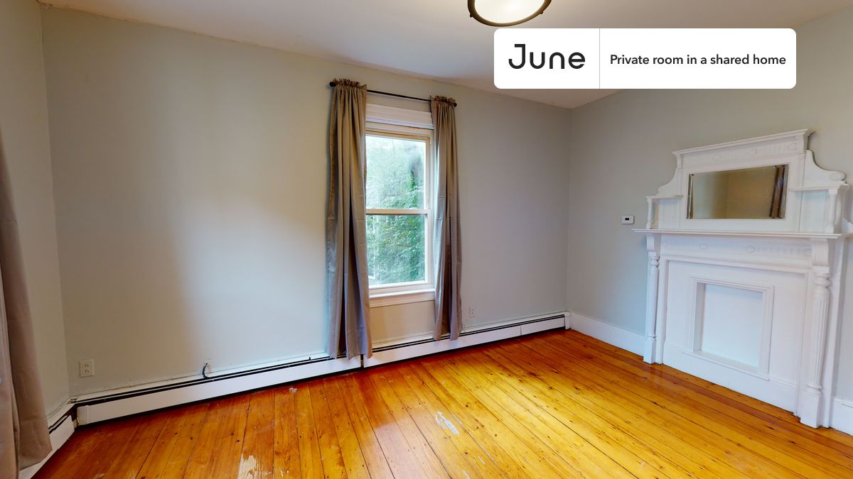 

PLEASE NOTE: This is a private room in a shared apartment. You will have your own bedroom and shared common areas (kitchen, bathroom, etc.) with other residents.

Full bedroom in a 3 bedroom / 1 bathroom apartment!

Check out 3D tour now:  https://jnhm.es/52

This  Full room in Mission Hill  is available on a 12 month lease or a flexible short term (31 to 364 days) lease. You pick your custom start and end date. Monthly rent rate is determined by furnishing preference, move-in date and move-out date. Speak to a June representative for recommendations on the best stay duration for the lowest rate, and learn more about this home on the June website:  https://jnhm.es/5w7

Amenities of this home:   Dishwasher,    Furnished Common Areas,    Wi-Fi - Paid separately (High-Speed),    Guarantors Allowed,       Dining area,    Laundry - Paid separately (in building),    Smart lock,    Wall-Mounted TV,       Hardwood Flooring,    Microwave,    Oven,    Refrigerator,   also, this unit is conveniently located, several local parks, restaurants and bars are just minutes away.

About June Homes: Welcome to the easiest rental experience of your life. Rent furnished or unfurnished apartments on a 12 month lease or a flexible short term (31 to 364 days). As a resident, you’ll have access to 24/7 support and monthly cleanings of the home’s shared spaces. Sign up now to apply online for your next home with June: https://jnhm.es/sign-roomi

Brokers welcome! Contact us for more details.

Interested? Kindly note that the minimum stay duration would be 31 days. 

Use this listing ID when speaking to June team:  #428 C