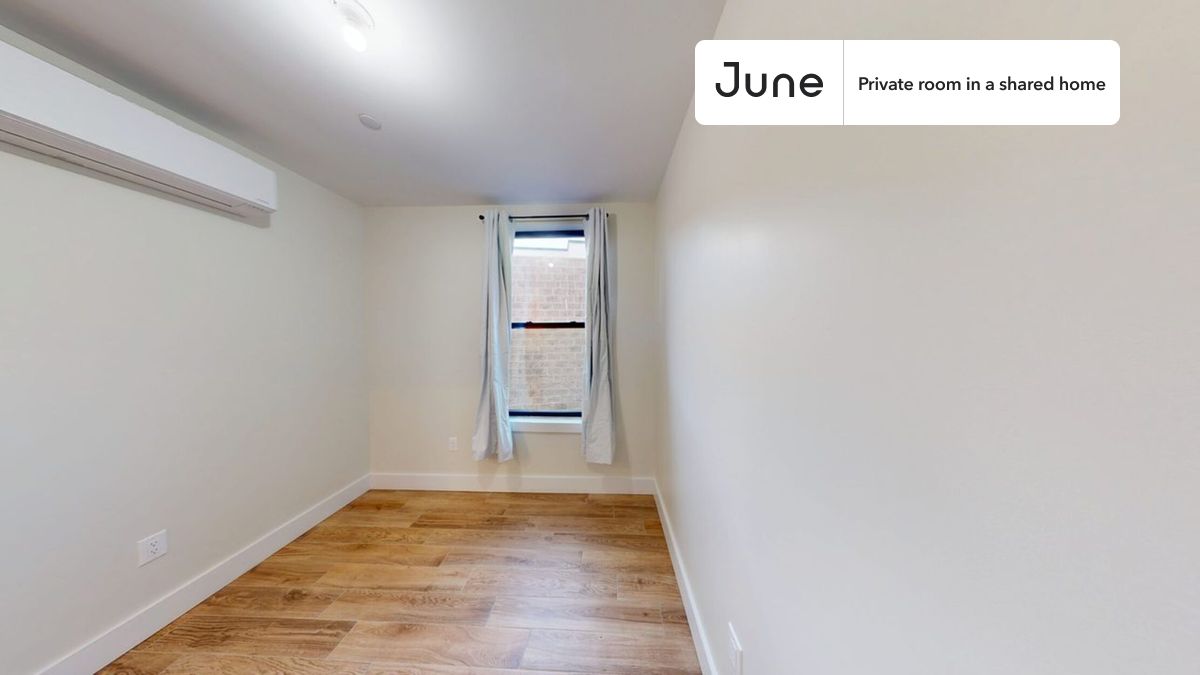 

PLEASE NOTE: This is a private room in a shared apartment. You will have your own bedroom and shared common areas (kitchen, bathroom, etc.) with other residents.

Full bedroom in a 3 bedroom / 2 bathroom apartment!

Check out 3D tour now:  https://jnhm.es/8g8

This  Full room in Crown Heights  is available on a 12 month lease or a flexible short term (31 to 364 days) lease. You pick your custom start and end date. Monthly rent rate is determined by furnishing preference, move-in date and move-out date. Speak to a June representative for recommendations on the best stay duration for the lowest rate, and learn more about this home on the June website:  https://jnhm.es/6By

Amenities of this home:   Furnished Common Areas,    Wi-Fi - Paid separately (High-Speed),    Guarantors Allowed,       Roof deck,    32-inch Flat-Screen TV,    Laundry in home (free),    Mini Split,       Hardwood Flooring,    Microwave,    Oven,    Refrigerator,   also, this unit is conveniently located, several local parks, restaurants and bars are just minutes away.

About June Homes: Welcome to the easiest rental experience of your life. Rent furnished or unfurnished apartments on a 12 month lease or a flexible short term (31 to 364 days). As a resident, you’ll have access to 24/7 support and monthly cleanings of the home’s shared spaces. Sign up now to apply online for your next home with June: https://jnhm.es/sign-roomi

Brokers welcome! Contact us for more details.

Interested? Use this listing ID when speaking to June team:  #1833 A