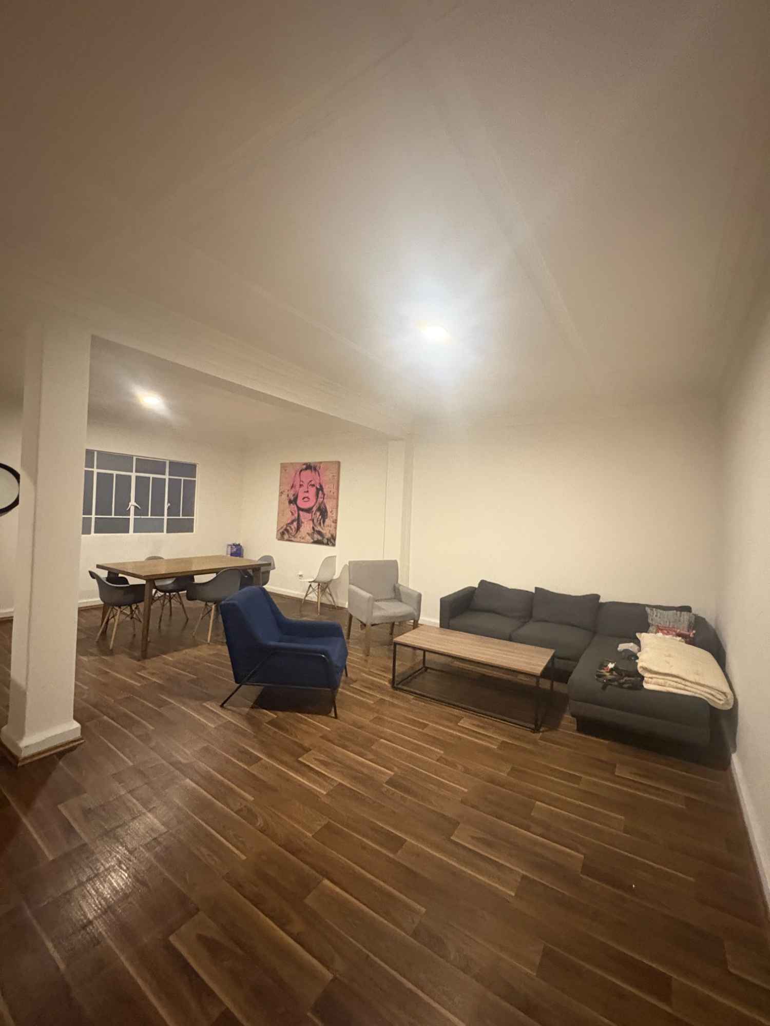 This is a spacious 3-bedroom apartment in Roma Norte, CDMX. I will be one of the roommates, but I am looking for 2 new roomies to move in in January 2026. I am a 21 year-old exchange student from the UK and am looking for preferably 2 girls around similiar age. Both rooms have large double beds and are spacious. There is a large kitchen, dining table and sitting area. Also a washing machine and balcony. There is one bathroom to share, but I am very clean and we can also get a cleaner in when we want to!