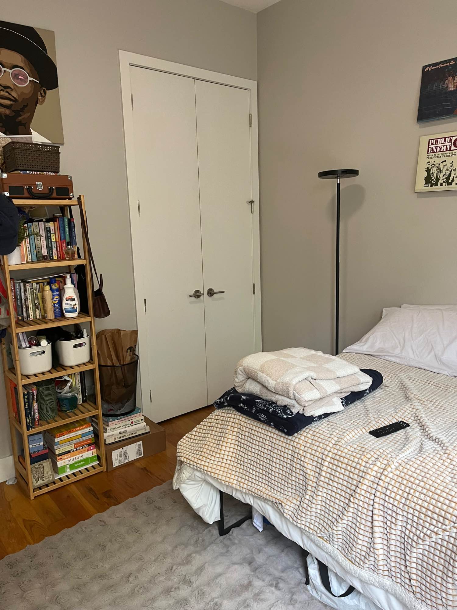 This apartment has a really chill vibe. We all get along and unfortunately our third roommate Kayla is moving out to move back home so we’re looking for a third roommate to take her place! There is a lease and we can have the option to do 12 months or eight months. We’re pretty responsible cleaning out designated areas once a week and try to keep the apartment tidy as much as possible.


Mikayla’s really chill. She’s in retail for a living so she works the typical 9 to 6 job during the week and sometime during the weekend. She has a beautiful cat named Myla who is very sweet and stays very close to Mikayla for the most part although she does not mind some attention.

Jack is cool, very creative. He works in fashion and also works as a barista. So his hours are pretty flexible mostly during the week and sometime during the weekend.