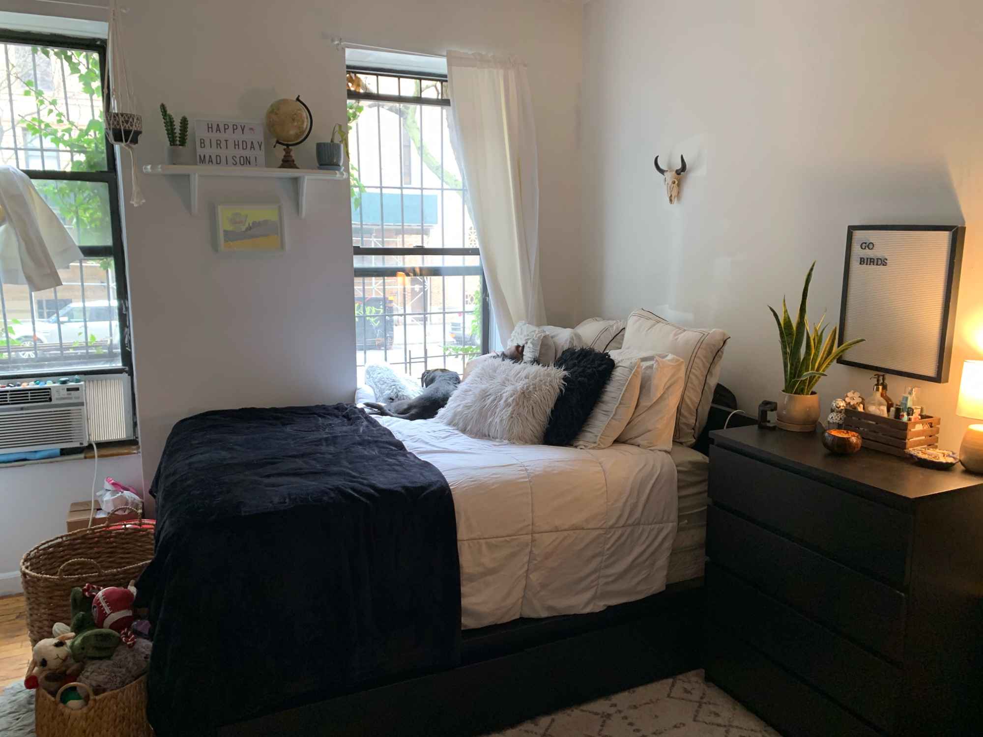 Hi people,
We have a room available to rent on UWS and are looking for a new roommate.
The apartment is huge, it’s a 4 bedroom apartment, The room is big and renovated, New bed with 2 build in closets, A/C, cables and internet. We have Big new kitchen Laundry in the building.
The apartment is built perfectly for roommates, every one has their own space and privacy. currently we are 2 people in the place,
The location is amazing and the neighborhood is beautiful- on West End Ave., one block from the park, and right near the subway. (1 & express 2,3). Walking distance to Colombia University.
The room is furnished but we can empty it out if you want to bring your furniture.
Hi people,
We have a room available to rent on UWS and are looking for a new roommate.
The apartment is huge, it’s a 4 bedroom apartment, The room is big, A/C, cables and internet. We have Big new kitchen Laundry in the building.
The apartment is built perfectly for roommates, every one has their own space and privacy. currently we are 2 people in the place,
The location is amazing and the neighborhood is beautiful- on West End Ave., one block from the park, and right near the subway. (1 & express 2,3). Walking distance to Colombia University.
The room is furnished but we can empty it out if you want to bring your furniture.
We are looking for a male or female 20-40 yo, easygoing, who can be a roommate but also a friend who sometimes loves to have a chat in the apartment and enjoy a good glass of wine. We take care of our apt. and we like to keep the common space clean.
The rent is 1500$ a month. Room is available Aug 1st. - Long term preferred but we can do short terms. Please message me if interested for more details and showing. Cheers.