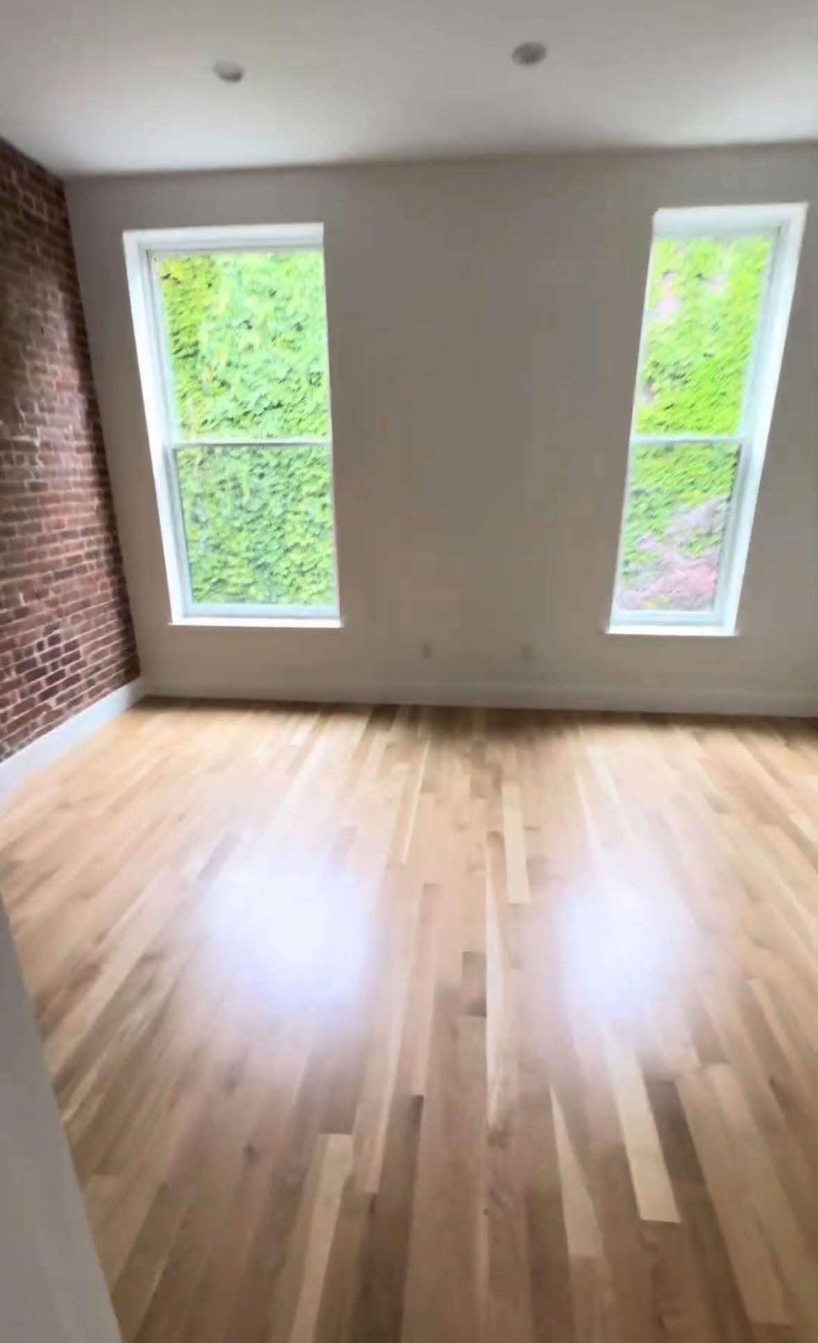 Spacious One Bedroom Available in a Landmark Duplex Townhouse with a private bathroom – 3B/3B – Prime Mott Haven Location

Newly renovated landmark-style townhouse with only one other apartment downstairs in the entire building, offering rare privacy and charm in the heart of Mott Haven. Nobody lived here after the renovation, practically new.

🛏️ Room Features:
 • Rent: $1800/month
 • ~170 sq ft bedroom with plenty of space
 • 2 large windows with direct garden view – bright and airy
 • Private bathroom and closet right next to the bedroom 

🏠 About the Home:
 • 3B/3B duplex townhouse
 • You’ll share the home with a friendly couple, another working professional, and two adorable cats, so cat lovers are especially welcome!  All of them are working professional who loves fo share food and hangout.
 • Spacious, fully equipped kitchen and living area will be the main shared space. There will be a couch and large TV, a cute dinning tables available for to use. 

📍 Prime Location:
 • 1-minute walk to 3rd Ave–138th St (6 train) — quick, easy access to Manhattan
 • Close to grocery stores, parks, cafes, and more

💡 Extras:
 • Utilities & Wi-Fi shared equally among housemates (~50/person)
 • Friendly and respectful household

Additionally upon request the room can be furnished with bed, table, chair and mirror with an additional charge. 

📩 Message me for details