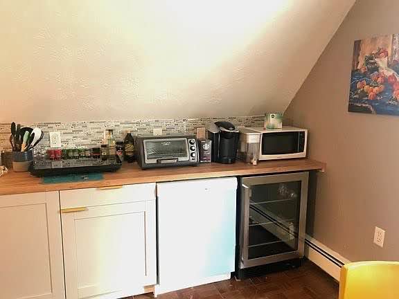 The Aldyn offers an unparalleled living experience, nestled between Central Park and Riverside Park. Enjoy an outdoor oasis of sprawling greenery and scenic waterfront paths right at your doorstep.
For those seeking cultural enrichment, the iconic Lincoln Center—home to the Metropolitan Opera, the NY Philharmonic, and the School of American Ballet—is just a short stroll away. Beyond its world-class museums and iconic landmarks, the Upper West Side boasts charming neighborhood bars, renowned restaurants, upscale boutiques, and shopping destinations such as Saks Fifth Avenue and The Shops at Columbus Circle.
If you’re interested in learning more about our studio options Please feel free to contact me +1 772-261-2366