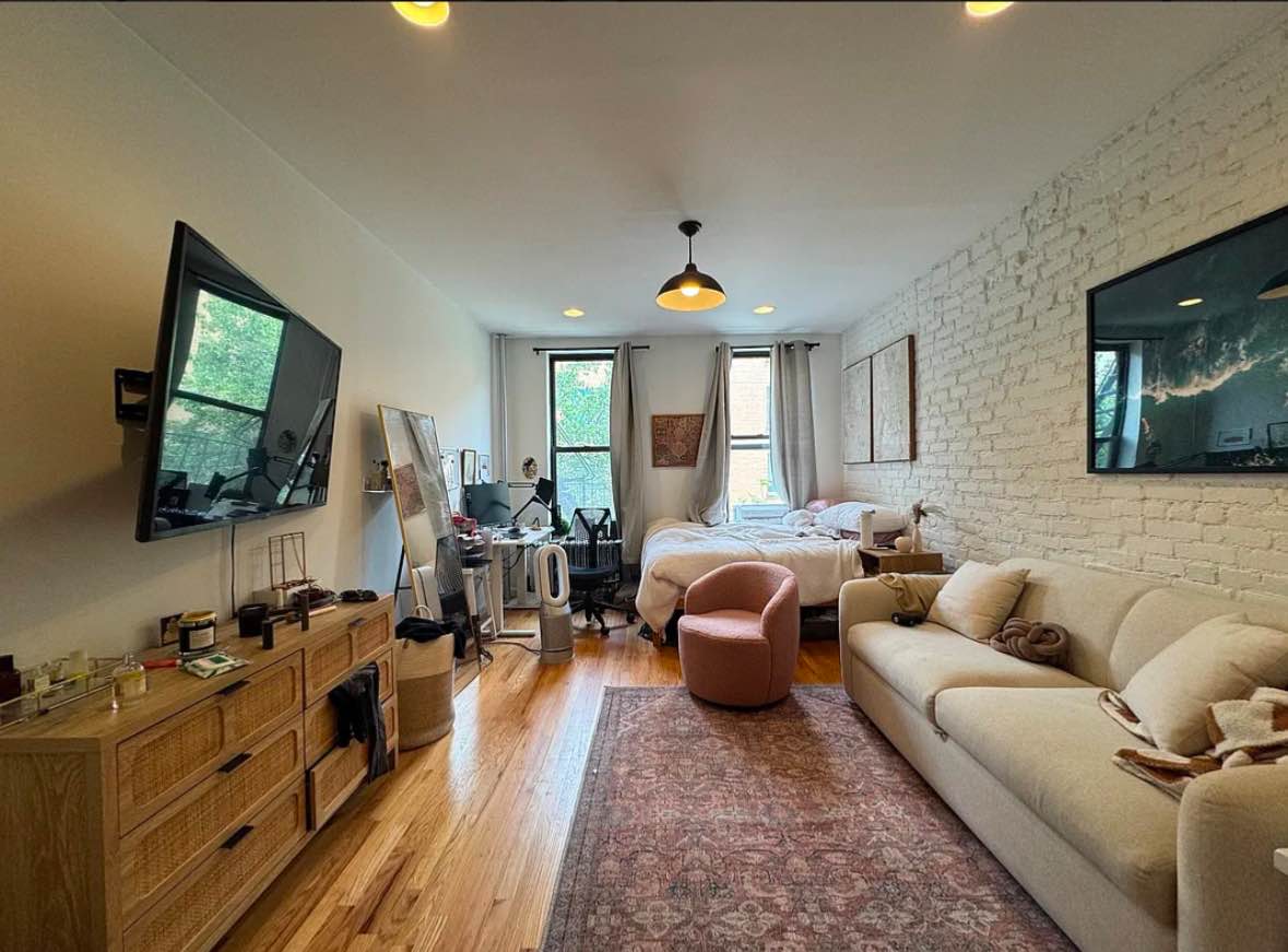 Room rental in 175 7th Ave #4d, Brooklyn, NY 11215, USA - entire Room
