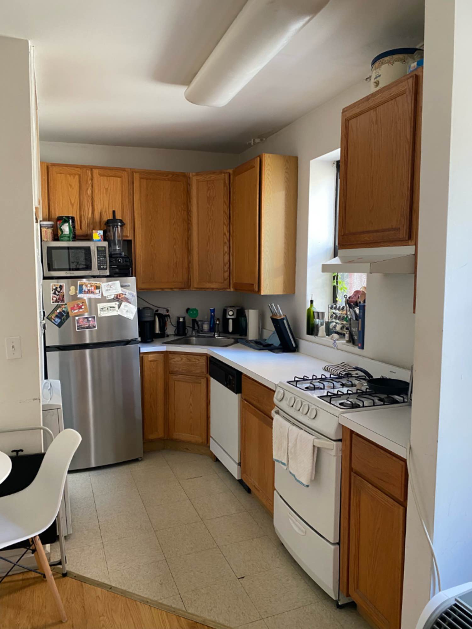 Looking for a a clean, and considerate female roommate to fill the spot of our third roommate who is moving out in December so you will be taking over her spot in the lease. Your two roommates would be 2 girls, single, ages 28 and 26 and prefer to keep the apartment a quiet space where we can come home and relax in. 
This room would share a bathroom with one other roommate but has a good amount of storage space for both. Apartment is a 4th floor walk up, but pretty spacious. Your room can fit a queen sized bed (pictured) and desk or dresser
In unit laundry, and dishwasher. No pets per building management. 