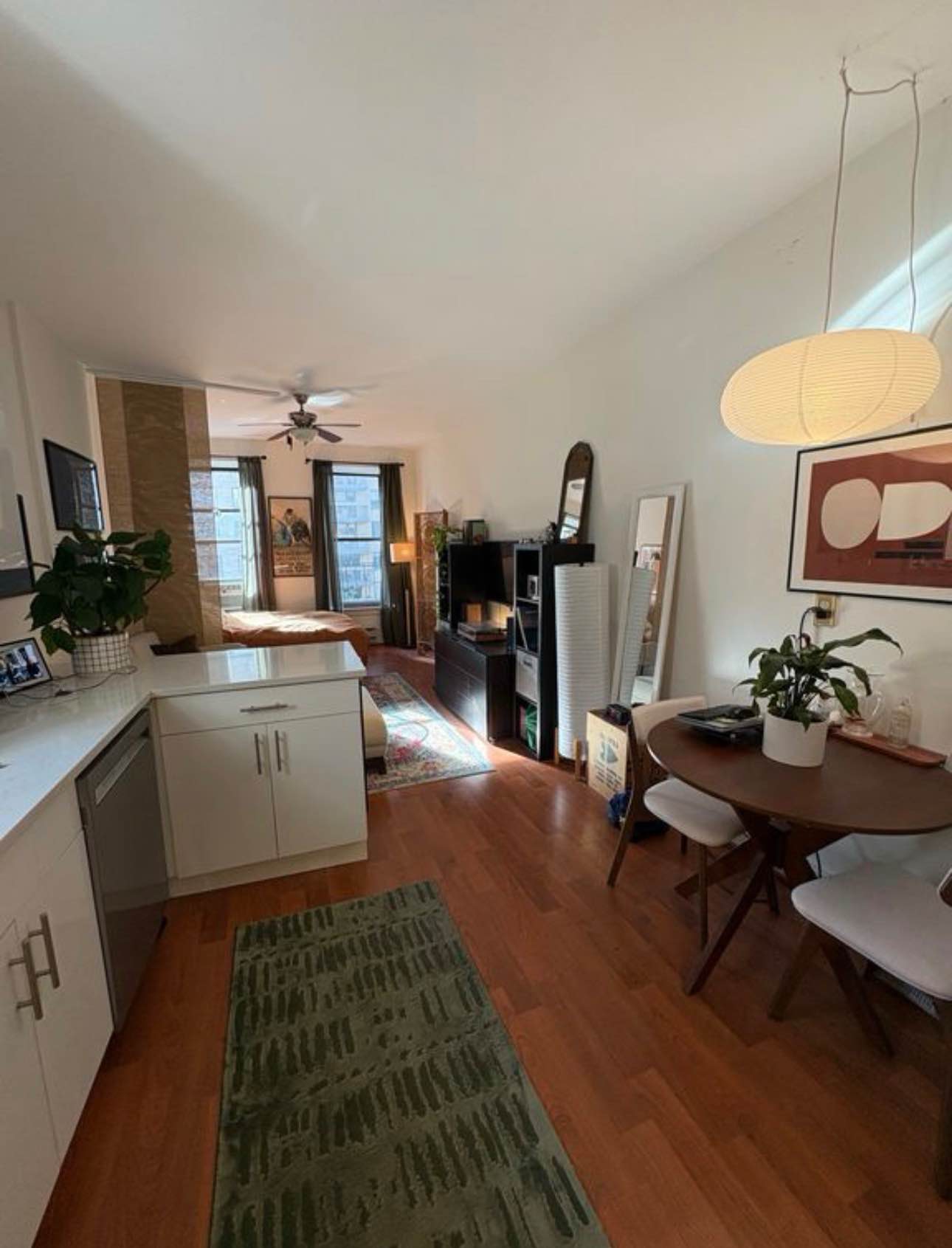 Room rental in 77-54 Austin St, Flushing, NY 11375, USA - entire Room