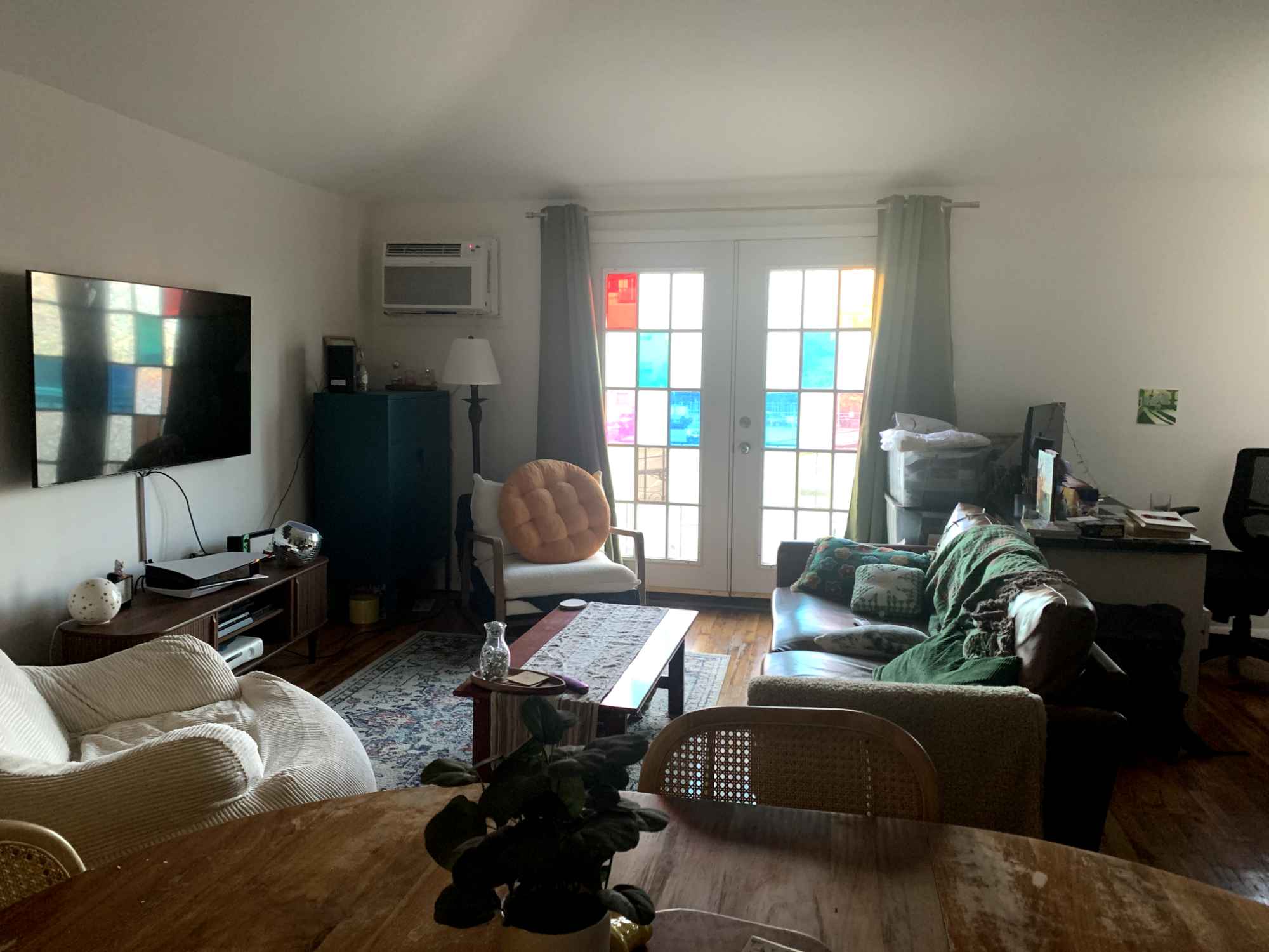 I'm looking to for someone to sign on to the rest of a 4 month lease for my 3 bedroom apartment in PLG/ Flatbush as one of my roomates is leaving. I love this place. It’s been a year since I moved here. We have an in-unit washer and dryer, a dish washer, and a large living room. The room for listing is large and has its own private bathroom. The neighborhood is enjoyable, and our place is super close to the 2+5 trains at Winthrop St.
Their is one other roommate beside myself.
Camryn (Me) (she/her) I’m a 26 year old children’s book designer that WFH 2 days a week. I would say I’m responsible but pretty much a go-with-the-flow person and love to keeping my space clean and cozy. I love Drawing, crafts, fashion, and Music.
Vaughn (they/them):
26 year old non-binary freelancer in the TV/Commercial production industry. Loves art, gaming, styling and hanging with friends. Sometimes keeps to themselves but loves sharing a space with folks down to vibe and hang from time to time. Very silly goofy.