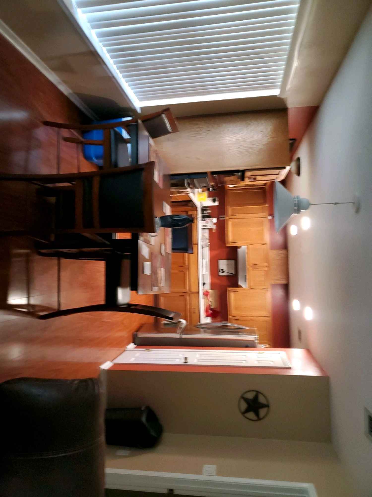 Looking for a female roommate,  someone that's clean and compatible 