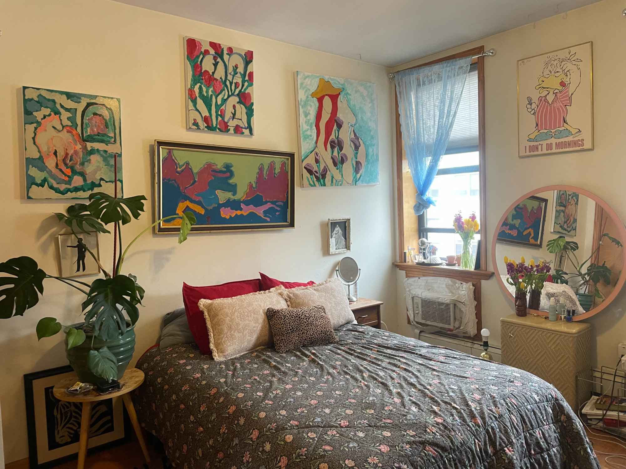 ***PLEASE EMAIL 170smithroommates@gmail.com if interested!! 

Available: January 1st
Rent: 1550/mo plus utilities

Thanks for checking out our listing. We’re excited to find a third roommate to join us in what we think is a great room in an amazing apartment with two chill, respectful roommates. The departing roommate is leaving to be closer to grad school, so this is a lease takeover. The term of the lease is from 1/1/26 until 8/31/26, with the possibility of a long term extension if its a good fit for everyone.

The Apartment:
Charming well-maintained building with beautiful hardwood floors. It’s a 2nd-floor walkup in a two-unit building. The common areas are fully furnished. The kitchen is fully stocked with pots, pans, and gadgets, and the living room has two comfy couches, a large TV, and space for reading or working. The bathroom is cleaned monthly by a professional service (we pay $50/pp). We also have a very responsive landlord who fixes things promptly.

Rooftop Deck:
Our best feature is a huge private rooftop deck, fully refinished in 2024. It’s perfect for getting sun, having evening drinks, hosting friends, or just relaxing when the weather is nice. It currently has a modest outdoor couch setup, with plenty of extra space to add outdoor furniture or improvements if desired. There’s also a small porch/landing leading to the deck that’s great for grilling, growing plants, or using as an outdoor workspace for art projects.

The Room:
A spacious 13x11 ft room with a 2x6 ft closet. Two large east-facing windows bring in lots of natural light in the mornings and afternoons. The room can easily fit a full or queen bed, desk, dresser, and more. The room is UNFURNISHED and will be cleared and cleaned before 1/1. Please note, the room faces Smith St. so there is some occasional street noise, though most roommates in the past have found this to be a non-issue.

Shared Extra Room:
There is an additional all-purpose room shared by the roommates. Shane uses it as a work-from-home space for his desk and computer, Melissa uses it for yoga, and both use the closet for storage. The departing roommate will also be taking her desk, so a new roommate can put their desk, exercise bike, or whatever they want in the space. There is a futon in the room as well, which we have used to host guests for 1-2 day visits when it works for everyone.

The Roommates:
Roommates are Shane, a late-30s TV/video producer who enjoys seeing films, playing chess, and time with friends, and Melissa, an early-30s attorney who loves reading, hiking, and going to Broadway shows . Cleanliness, open communication, and respect keep the home comfortable.

Location:
We’re right on the border of Cobble Hill/Boerum Hill -- with tons of restaurants, cafes, bars, shops, and amenities. The Bergen St F/G stop is on our same block, and just a few minute walk to the ACE 2, 3,4,5 and major transportation hubs. Trader Joe’s is a 5-minute walk, Dumbo Market and a laundromat are a block away, and we’re a mile from Brooklyn Bridge Park and 2 miles from Prospect Park. It’s a safe, friendly, and fun neighborhood that’s easy to love.

Details:

-Rent/Utilities: $1550/month + ~$100 utilities (varies by season),
-$1266 security deposit due at signing (deposit based on the original lease rate)
-No broker’s fee
-Pets aren't permitted, sadly :(