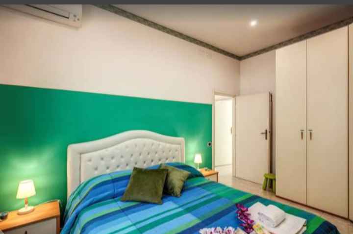 Email me directly 

keyrental24@gmail.com

The apartment is fully furnished 

Do contact me with the exact move in and out dates 

Email me directly 

keyrental24@gmail.com