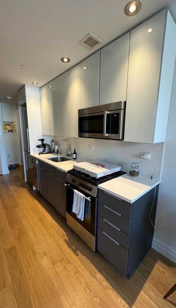 Contact Rmnsonel@gmail.com for details and viewing