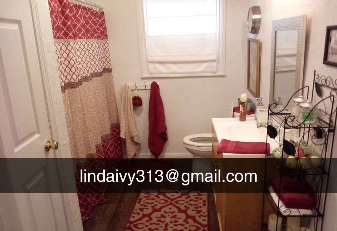 I have a private Studio, FULLY FURNISHED/ ALL UTILITIES PAID/NEWLY RENOVATED with private (back) entrance, and you'll easily make your way around the neighborhood on foot, bicycle, or using a car.
Furnished with everything in the picture, Negotiable if furniture is not needed, rent can be reduced instead. There are also plenty rideshare options to take advantage of. Flexible leasing options... month to month, 6 months, or year.
Fully stocked Kitchen (stove, refrigerator, microwave).
-Laundry room (Private)
-Comfortable accommodations including brand new memory foam Leesa mattress, west elm couch, 40'' TV (netflix, amazon and hulu)
-This is an apartment that is located on the backside of the house, it is attached. It's a separate space and with a separate yard. So you have nothing to share.
-Private driveway for your car.
-Large outdoor dining table, perfect for eating outside on a nice night or having your morning coffee beneath our pecan tree.
-Community driven neighborhood, safe and walkable.
-Washer/Dryer Included in unit.