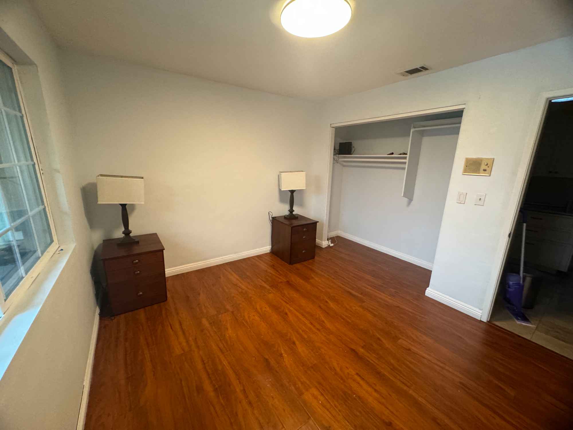 Private Bedroom for Rent – $1,200/month (Utilities Included) A well-maintained and spacious three-bedroom, single-story Spanish ranch-style home located in the desirable Via Verde neighborhood has one private bedroom available for rent. 
Property Features: 
• Monthly Rent: $1,200 (includes all utilities) 
• Shared hallway bathroom with one other tenant 
• Free in-home washer and dryer available for use at any time 
• Driveway parking space included 
• Expansive shared kitchen and living room areas with ample natural light 
• Quiet, safe suburban community near parks, trails, and freeway access 
About the Household: The home is shared with a professional couple (Ricky and partner) occupying the master bedroom and one additional full-time working male tenant. The environment is clean, respectful, and well-balanced — ideal for someone seeking a calm and comfortable living arrangement.