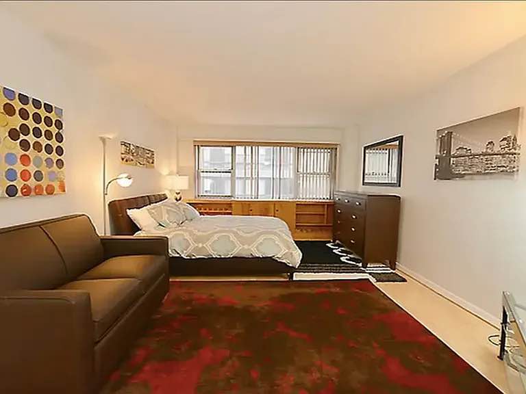 Amazing FULLY FURNISHED renovated spacious studio in a luxury doorman/concierge condo. 
the apartment was recently renovated with a new kitchen and bath it is facing south, large and has many closets. 
full service building with elevator/laundry live in super and a package room. 
perfectly located in the heart of the city steps from Grand Central , best subway lines, shops restaurant and parks. 