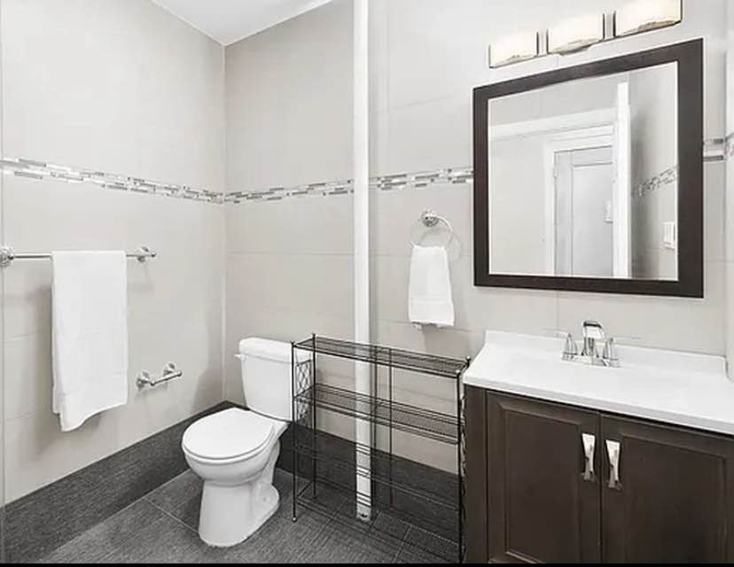 Spacious Renovated Studio on Upper East Side!
Location: Lexington Ave between 93rd and 94th St.
Subway: 6 Train @ 96th St.
Apartment Features
-Stainless Steel appliances
-Dishwasher
-Exposed Brick
-Decorative fireplace
-Lots of Storage Space
-Renovated Bathroom
-Tons or Natural Light
-Heat and Hot Water Included
-Laundry in Building
This apartment can be furnished or unfurnished**