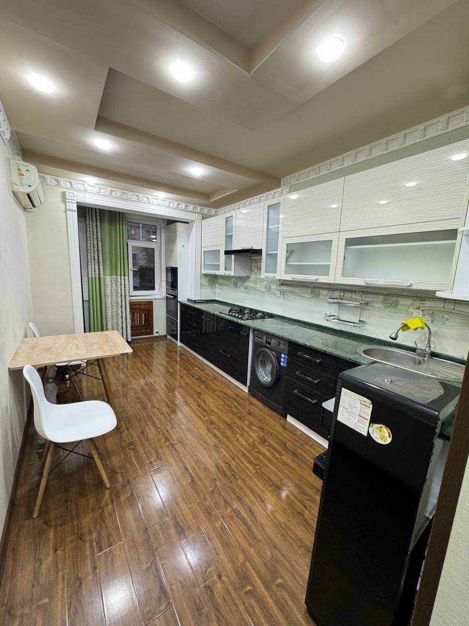 I have 2 bedroom is already furnished in a 2-bedroom apartment and it’s gorgeous! It’s got everything you need, including a queen bed and a dresser that can be used (I can empty it if you have your own bedroom furniture). You’ll have your own bathroom too. There’s a large kitchen, lounge room, and laundry with a washer and dryer.
If anyone is interested , nothing action just help each to get through this fire outbreak.
So if this sounds like an ideal fit for you