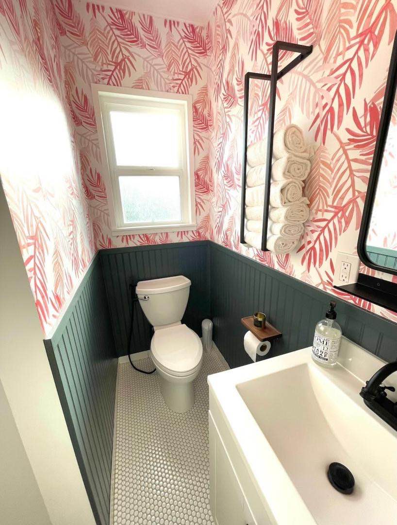 ✨ Mordern Living Awaits You! ✨

Step into the perfect blend of style, comfort, and convenience in this stunning one-bedroom apartment designed with today’s lifestyle in mind.

🌟 Features You’ll Love:
	•	Bright open-concept living + dining space with endless natural light
	•	Sleek, fully equipped kitchen with stainless steel appliances & generous storage
	•	Cozy bedroom retreat with a spacious closet
	•	Stylish modern bathroom with updated finishes
	•	In-unit washer & dryer for ultimate convenience
	•	Relaxing private balcony—your own spot for fresh air & unwinding
	•	Pet-friendly community—because your furry friends deserve comfort too!

📍 Perfect Location:
Nestled in a quiet, well-maintained building just minutes from the train station, with quick access to highways & public transportation—your commute couldn’t be easier!
Don’t wait—apartments this good go fast!
📲 Call or text  (386-968-3990) to schedule your private tour today!