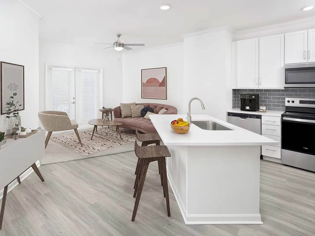 I’m offering a one bedroom apartment at 102 S Balcom Ave Fullerton, CA 92832, and utilities are also included.
