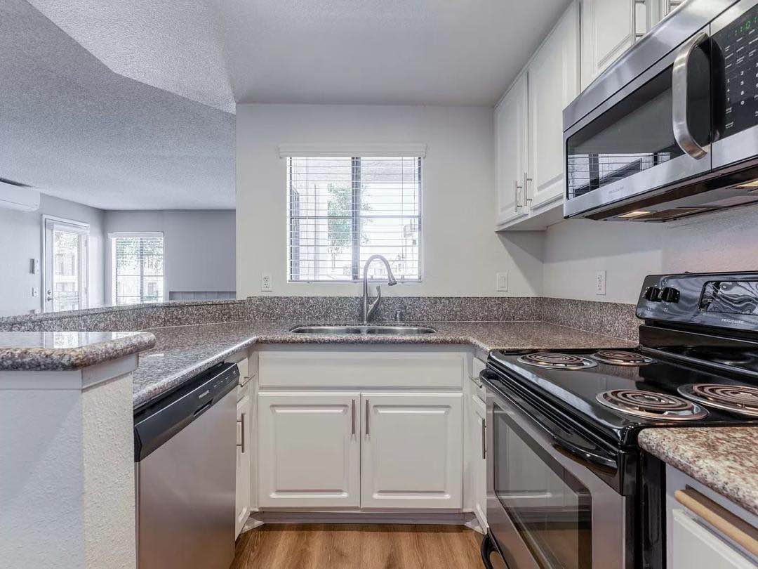 Perfectly maintained private apartment in prime location. Text me on +1 818-693-2038  We have upgraded everything including adding a master bath, new roof, counters, appliances, hardscape, and more.
Enjoy private outside living in your apartment which borders open space. Water wise landscaping, pet friendly, and easily walkable to your favorite neighborhood amenities. If interested drop your cell number and I will text you look forward to your text
Phone number: +1 818-693-2038