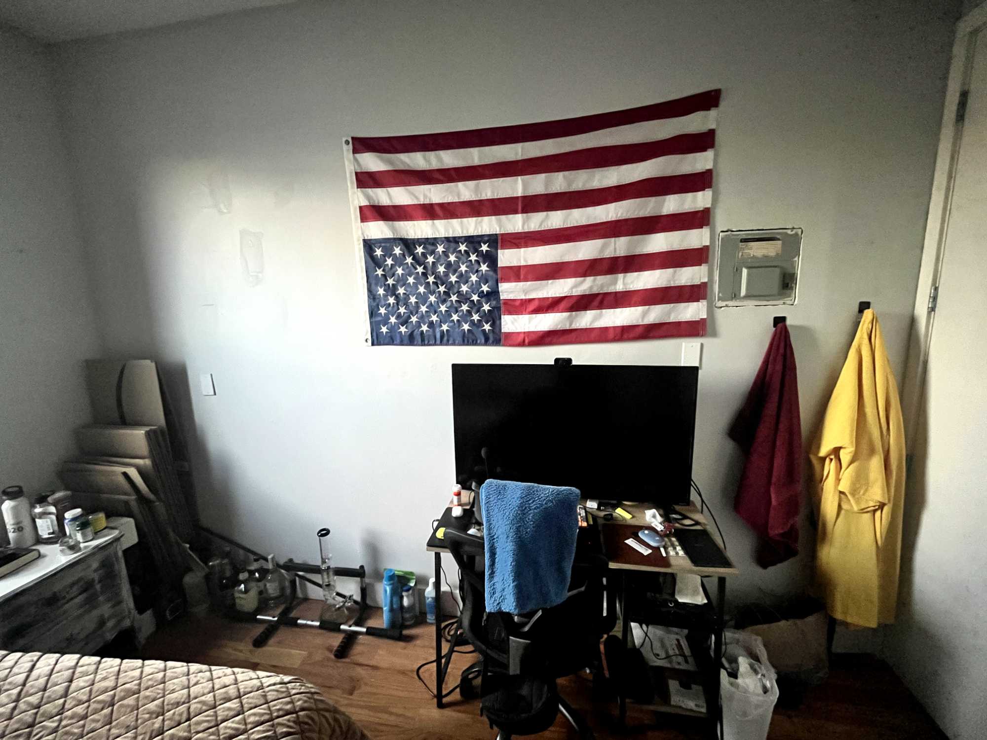 This is a pretty spacious 4 bedroom apartment in the heart of BedStuy. 4 minute walk to the Nostrand ave A with additional fast access to the G train. Nearby is Fulton Street, quick walk to Thomkins ave and Herbert Von King Park. 

Building is in decent condition. 2 floor walk up. Property manager collects rent in person. Exterminator comes by and sprays for preventative measures.

The room is a 12' x 7' with enough space to fit a Full; possibly a Queen and additionally a desk and chair. Also has a built in closet. Room faces east and gets a lot of natural light in the morning. Gets hot in the summer so be advised (Blackout curtains will keep the heat in check)

Roomates are 3 men ages 19 - early 30s. No pets, we all take care of our cleaning and split utilities evenly.

1 roomate WFH other 2 out during the day. Significant others and friends stop by occasionally. 