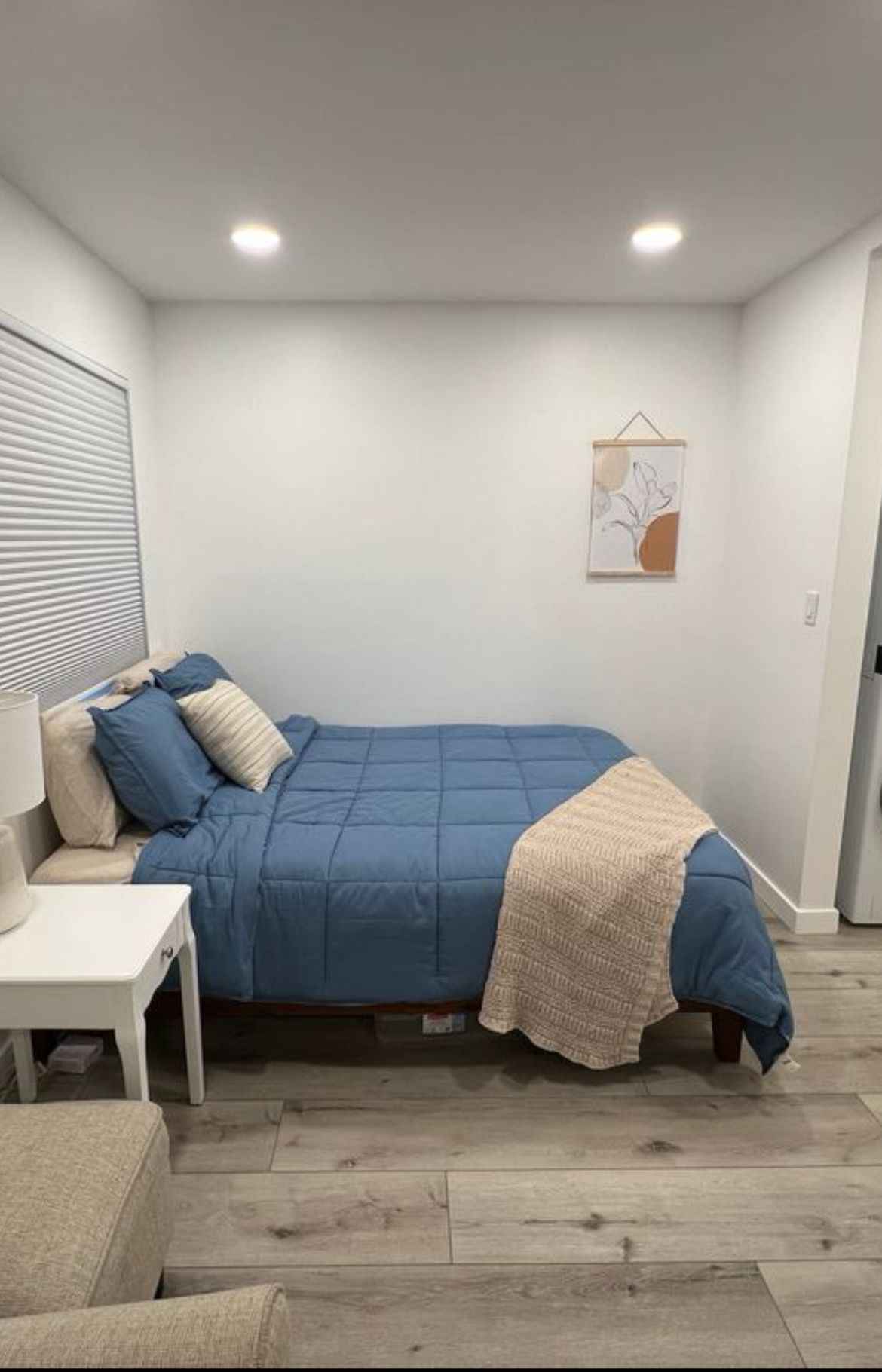 I have a private Studio, FULLY FURNISHED/ ALL UTILITIES PAID/NEWLY RENOVATED with private (back) entrance, and you'll easily make your way around the neighborhood on foot, bicycle, or using a car. 
Furnished with everything in the picture, Negotiable if furniture is not needed, rent can be reduced instead. There are also plenty rideshare options to take advantage of.  Flexible leasing options... month to month, 6 months, or year. 
Fully stocked Kitchen (stove, refrigerator, microwave).
-Laundry room (Private)
-Comfortable accommodations including brand new memory foam Leesa mattress, west elm couch, 40'' TV (netflix, amazon and hulu)
-This is an apartment that is located on the backside of the house, it is attached. It's a separate space and with a separate yard. So you have nothing to share.
-Private driveway for your car.
-Large outdoor dining table, perfect for eating outside on a nice night or having your morning coffee beneath our pecan tree.
-Community driven neighborhood, safe and walkable. 
-Washer/Dryer Included in unit.
