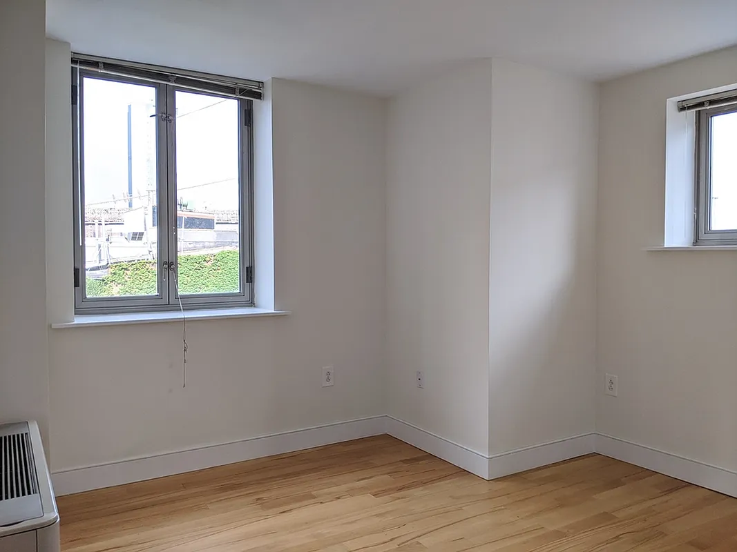 Room rental in 217 Front St, PECK SLIP, NY 10038, USA - private Room