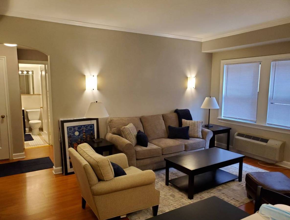 Fully furnished 1bed, 1bath  just minutes  walk to campus. Bed, Sofa, TV, Full kitchen, in-unit Laundry, Fast WiFi. Professionally cleaned & spotless. Currently available for short or long term sublet but not more than 7 months except you are interested in taking over the lease. This is perfect for tidy individuals, interns and student. Contact me for more information about this beautiful apartment if you are interested and you want me to send you full rental details. You can also write me directly: calebkepa1805@gmail.com