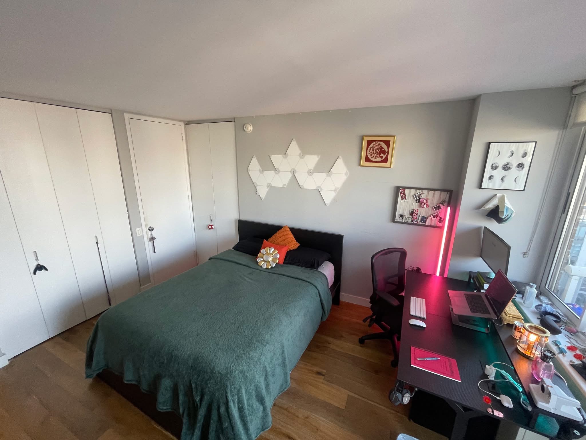  My number is +17542860329

Spacious and comfortable 1-bedroom available in a fully furnished 3-bedroom apartment. The room features its own private bathroom and a private balcony, offering both convenience and a personal outdoor space to relax.

The apartment is thoughtfully furnished with everything you need, including a fully equipped kitchen, cozy living area, and modern amenities. Perfect for someone looking for a move-in-ready space with a balance of privacy and shared living.

Ideal for professionals or students seeking a comfortable and well-maintained home.
